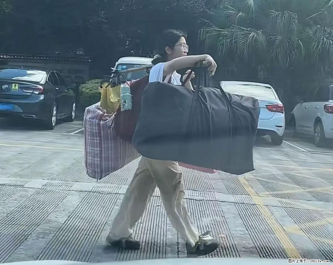 全网追的“扁担女孩”,找了一份暑假工,时薪12元 - 辽源生活资讯 - 辽源28生活网 liaoyuan.28life.com